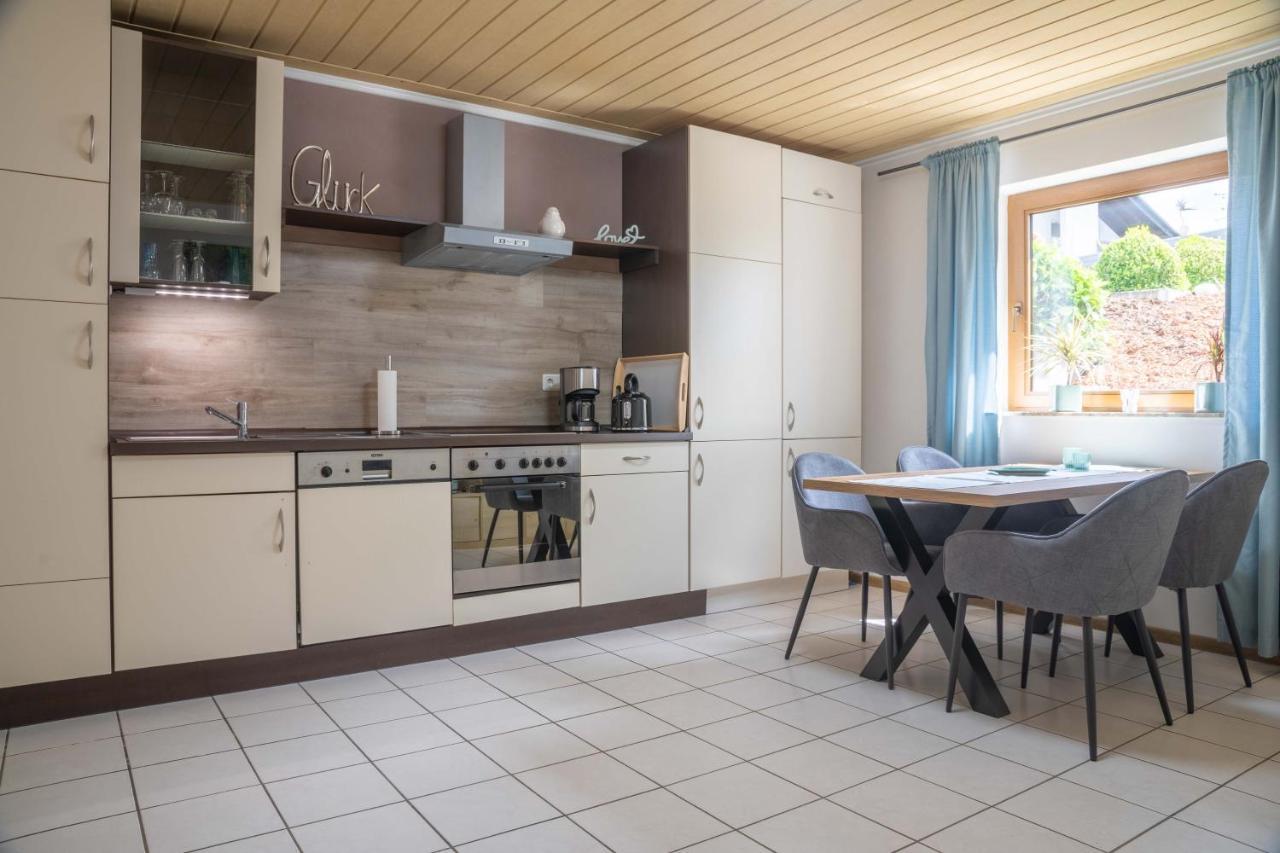 Haus Baerbel Lägenhet Geisfeld  Exteriör bild