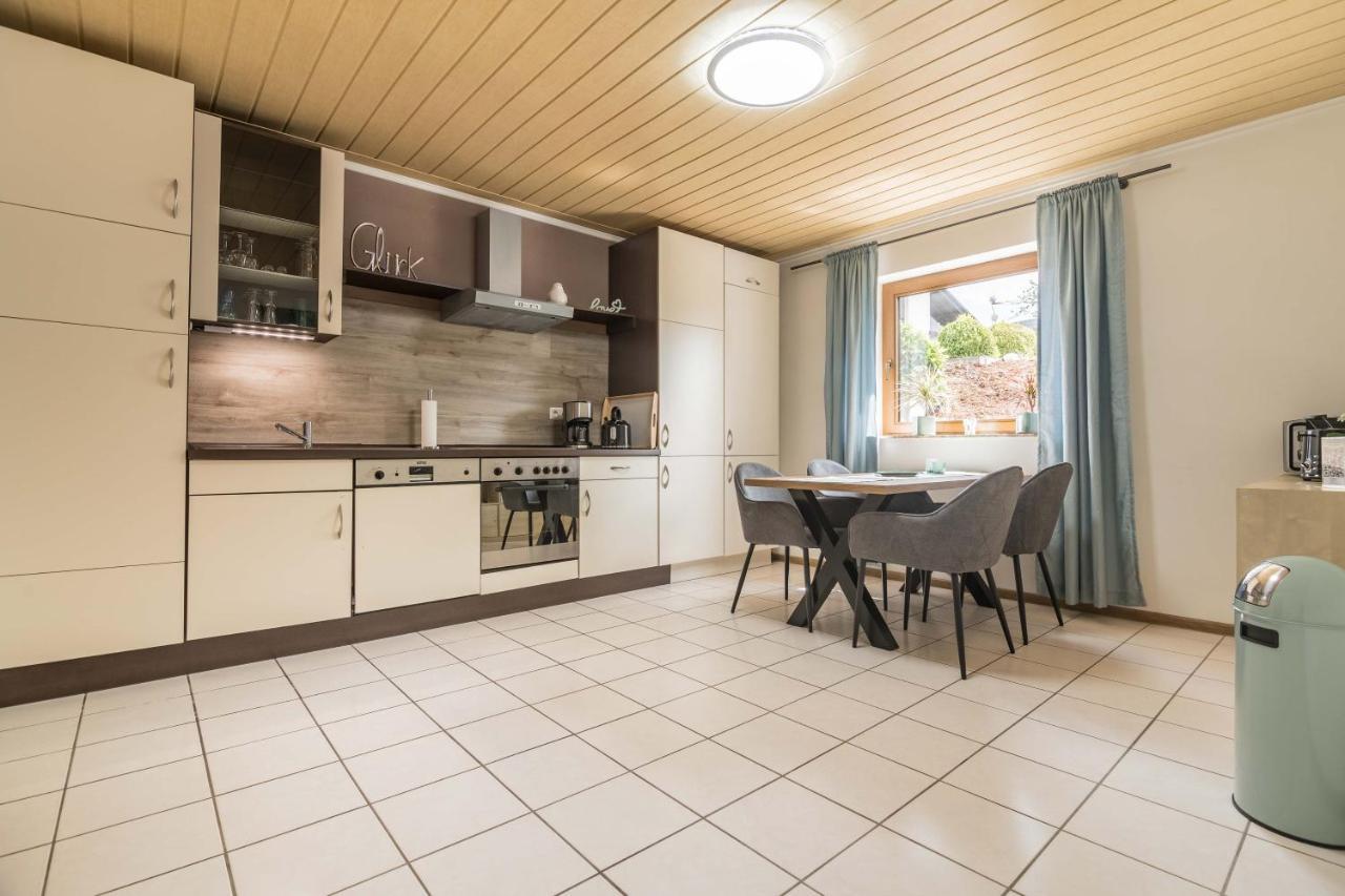 Haus Baerbel Lägenhet Geisfeld  Exteriör bild